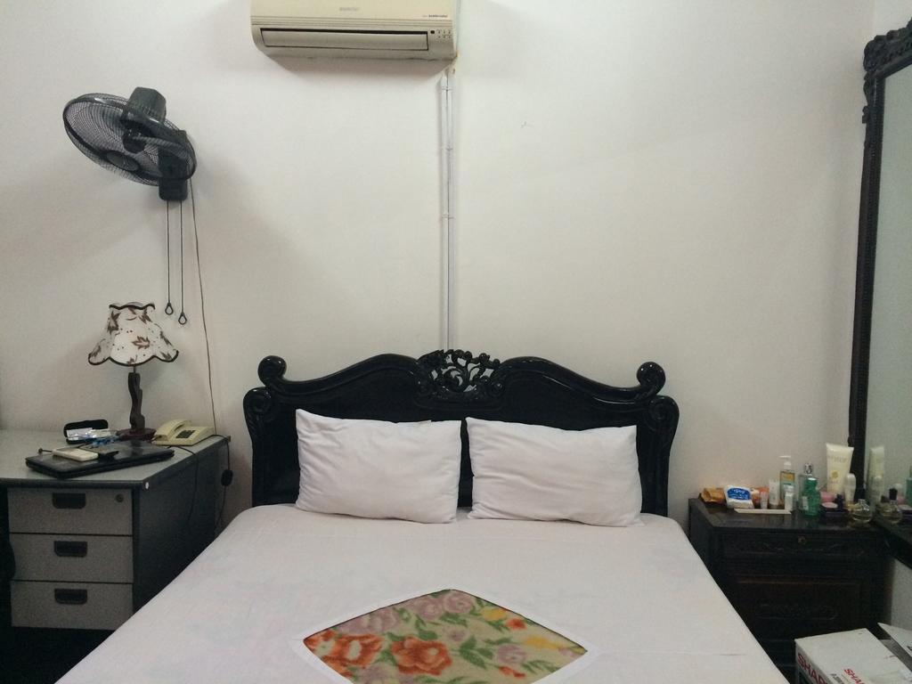 Ngoc Linh Hotel Hanoi Exterior foto